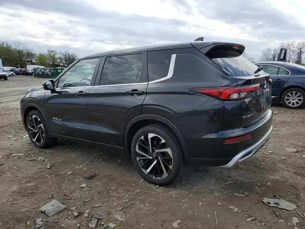 JA4J4UA87NZ011787 2022 MITSUBISHI OUTLANDER - Image 2