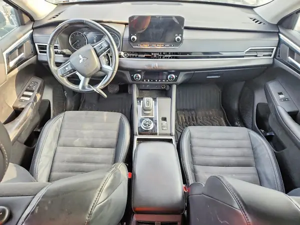 JA4J4UA87NZ024653 2022 MITSUBISHI OUTLANDER - Image 8