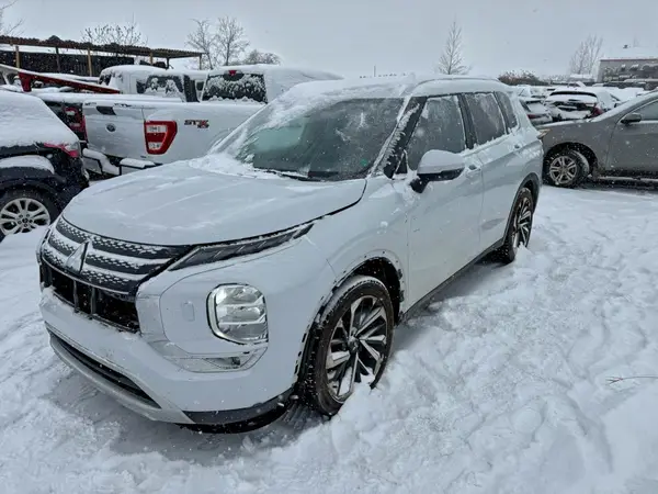 JA4J4UA87NZ613282 2022 MITSUBISHI OUTLANDER - Image 2