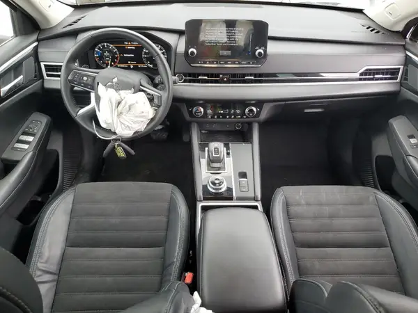 JA4J4UA87PZ009606 2023 MITSUBISHI OUTLANDER - Image 8