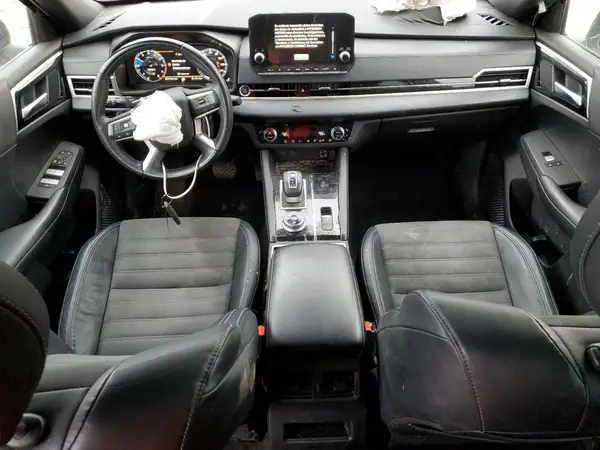 JA4J4UA87PZ024218 2023 MITSUBISHI OUTLANDER - Image 8