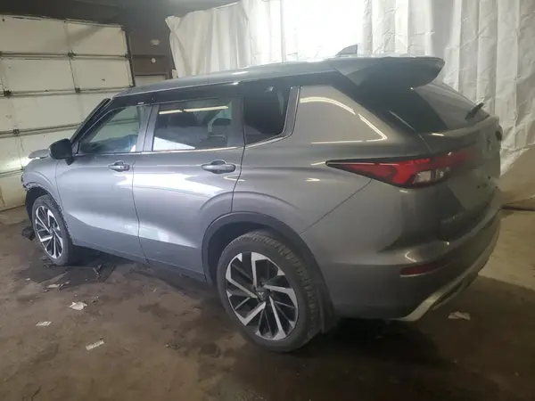 JA4J4UA87PZ048261 2023 MITSUBISHI OUTLANDER - Image 2