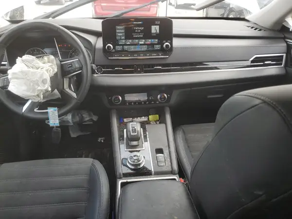 JA4J4UA87PZ057641 2023 MITSUBISHI OUTLANDER - Image 8