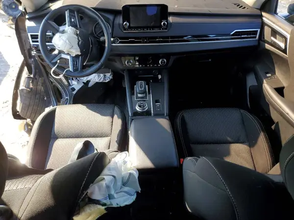 JA4J4UA87RZ010662 2024 MITSUBISHI OUTLANDER - Image 8