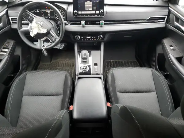 JA4J4UA87RZ030815 2024 MITSUBISHI OUTLANDER - Image 8