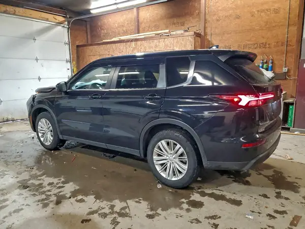 JA4J4UA87RZ056122 2024 MITSUBISHI OUTLANDER - Image 2