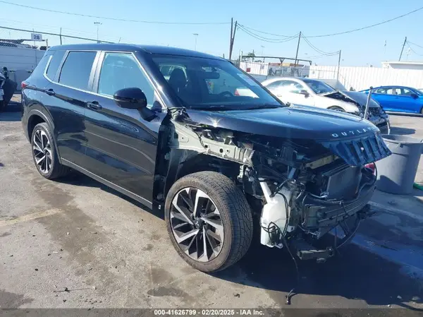 JA4J4UA88NZ021924 2022 MITSUBISHI OUTLANDER - Image 1