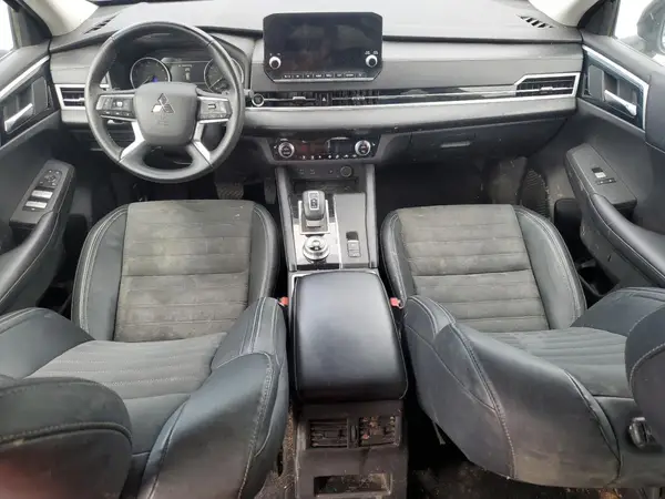 JA4J4UA88NZ036648 2022 MITSUBISHI OUTLANDER - Image 8