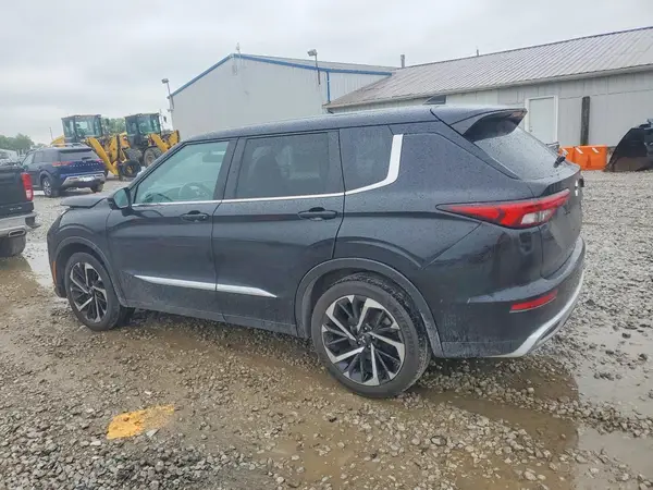 JA4J4UA88NZ037816 2022 MITSUBISHI OUTLANDER - Image 2