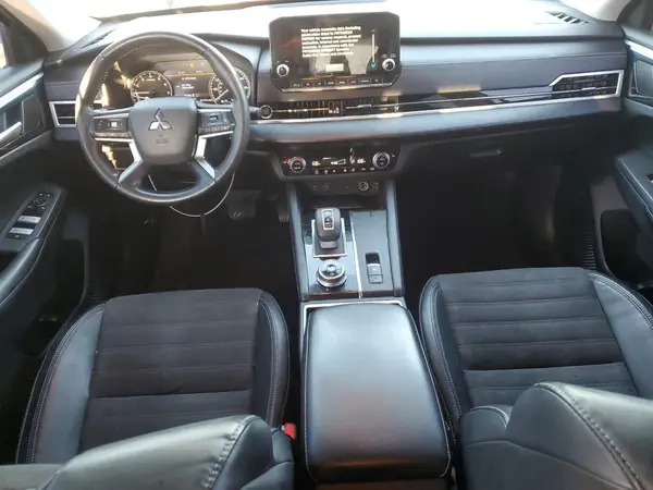 JA4J4UA88NZ052901 2022 MITSUBISHI OUTLANDER - Image 8