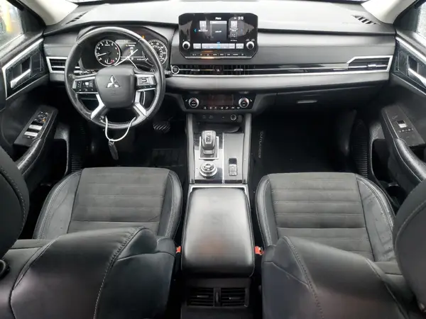 JA4J4UA88NZ066992 2022 MITSUBISHI OUTLANDER - Image 8