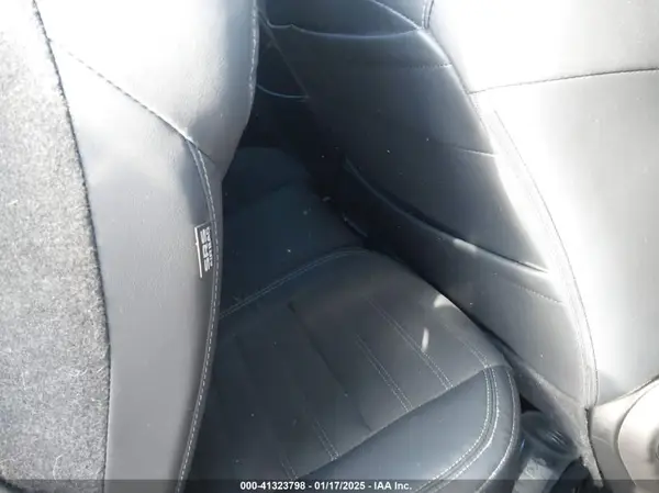 JA4J4UA88PZ013681 2023 MITSUBISHI OUTLANDER - Image 8