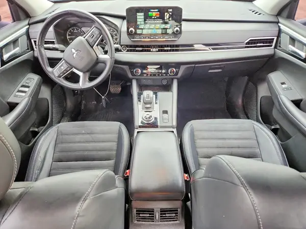 JA4J4UA88PZ061374 2023 MITSUBISHI OUTLANDER - Image 8