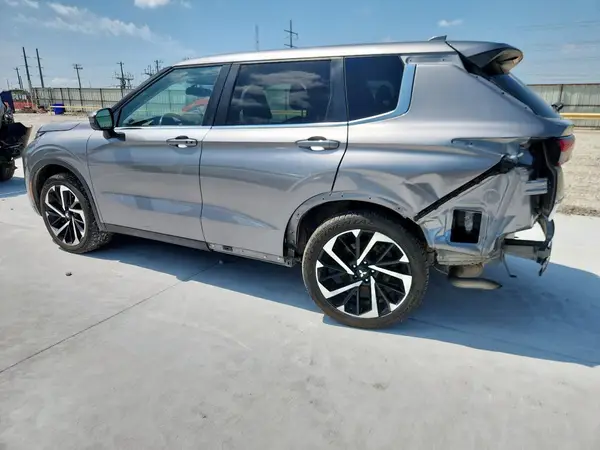 JA4J4UA89NZ006722 2022 MITSUBISHI OUTLANDER - Image 2