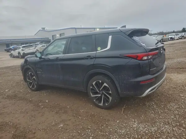 JA4J4UA89PZ036936 2023 MITSUBISHI OUTLANDER - Image 2