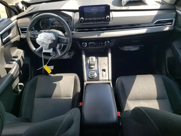 JA4J4UA89RZ074105 2024 MITSUBISHI OUTLANDER - Image 8