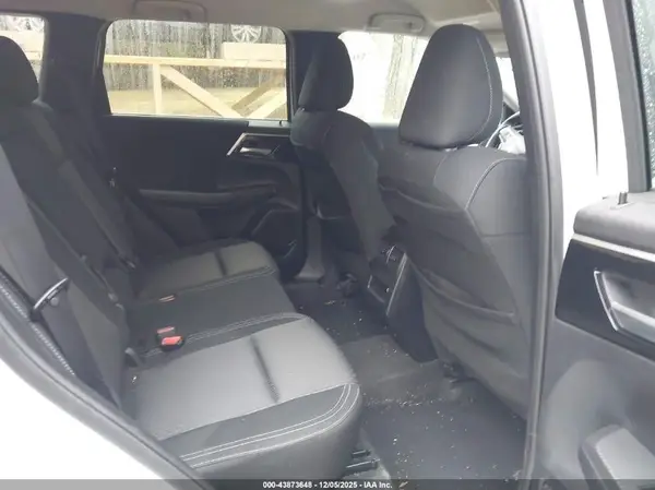 JA4J4UA89RZ077442 2024 MITSUBISHI OUTLANDER - Image 8