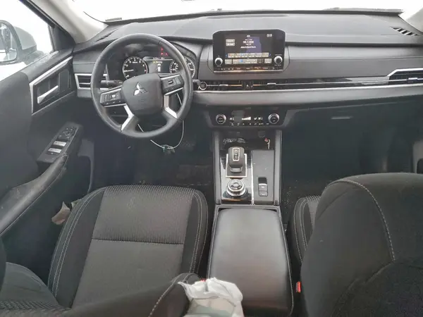 JA4J4UA89RZ089445 2024 MITSUBISHI OUTLANDER - Image 8