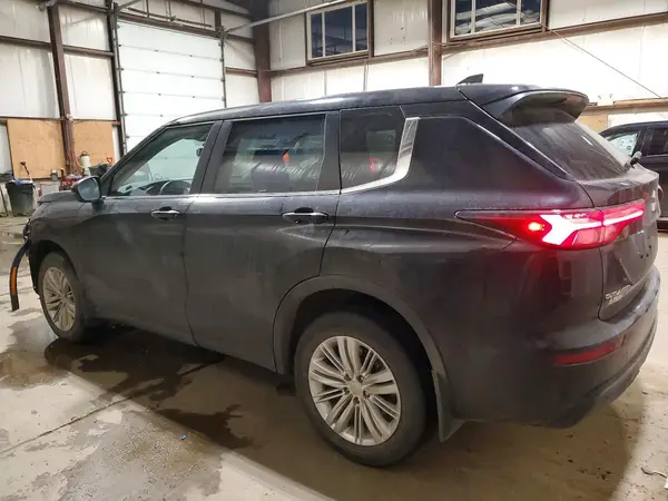 JA4J4UA89RZ632289 2024 MITSUBISHI OUTLANDER - Image 2