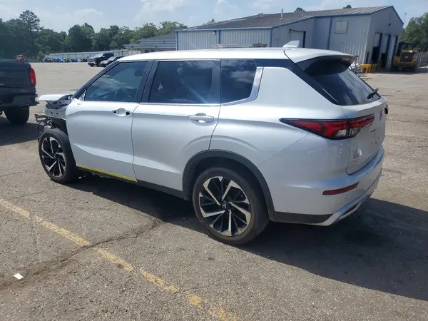 JA4J4UA8XNZ005496 2022 MITSUBISHI OUTLANDER - Image 2