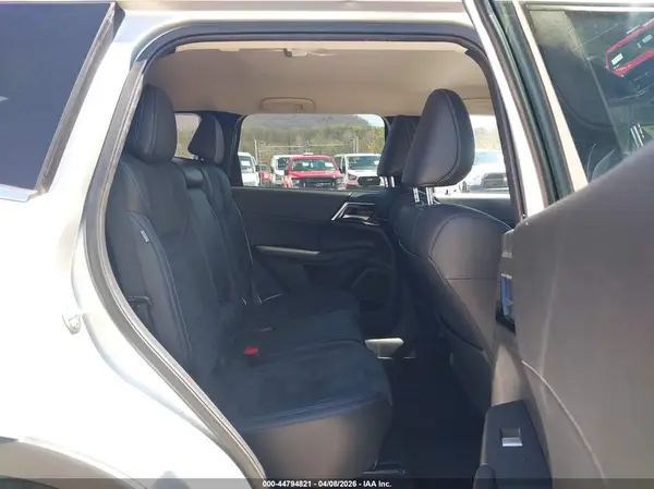 JA4J4UA8XNZ020788 2022 MITSUBISHI OUTLANDER - Image 8