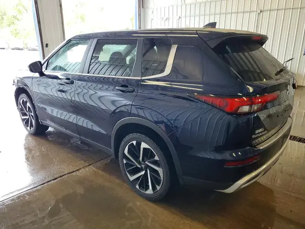 JA4J4UA8XNZ049806 2022 MITSUBISHI OUTLANDER - Image 2