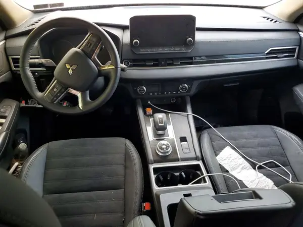 JA4J4UA8XNZ053841 2022 MITSUBISHI OUTLANDER - Image 8