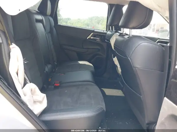 JA4J4UA8XNZ055167 2022 MITSUBISHI OUTLANDER - Image 8