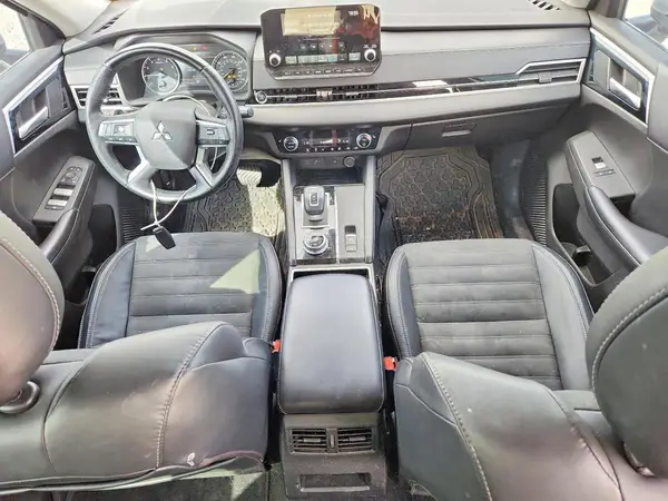 JA4J4UA8XNZ065536 2022 MITSUBISHI OUTLANDER - Image 8