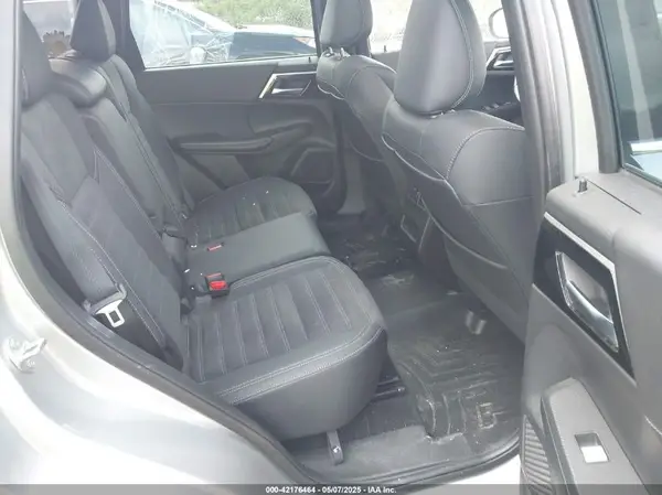 JA4J4UA8XNZ078108 2022 MITSUBISHI OUTLANDER - Image 8
