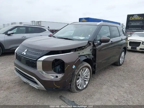 JA4J4UA8XNZ612224 2022 MITSUBISHI OUTLANDER - Image 2