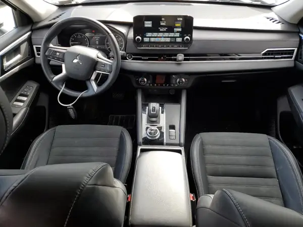 JA4J4UA8XPZ055348 2023 MITSUBISHI OUTLANDER - Image 8