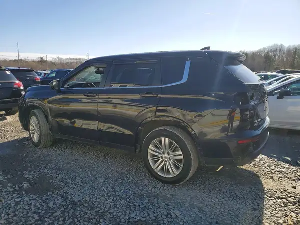 JA4J4UA8XRZ006976 2024 MITSUBISHI OUTLANDER - Image 2