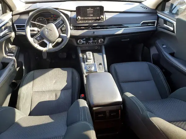 JA4J4UA8XRZ006976 2024 MITSUBISHI OUTLANDER - Image 8