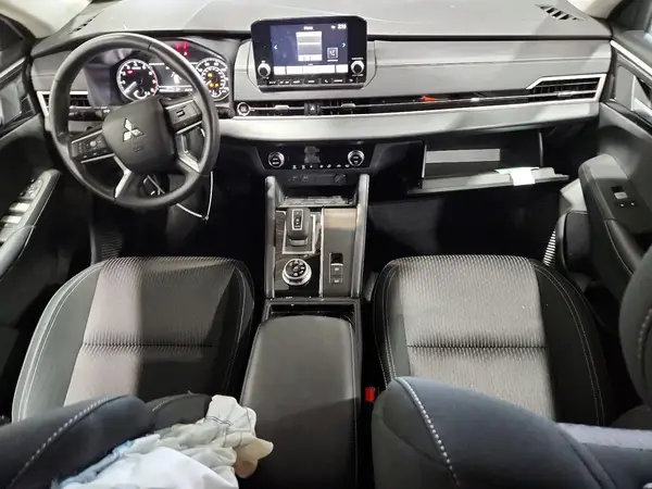 JA4J4UA8XRZ087512 2024 MITSUBISHI OUTLANDER - Image 8