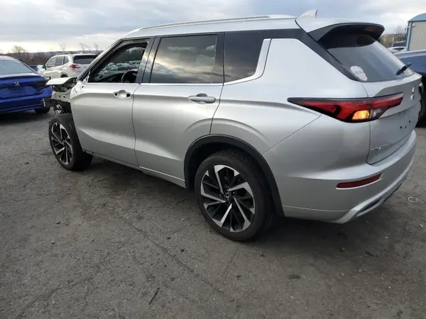 JA4J4VA80NZ008588 2022 MITSUBISHI OUTLANDER - Image 2