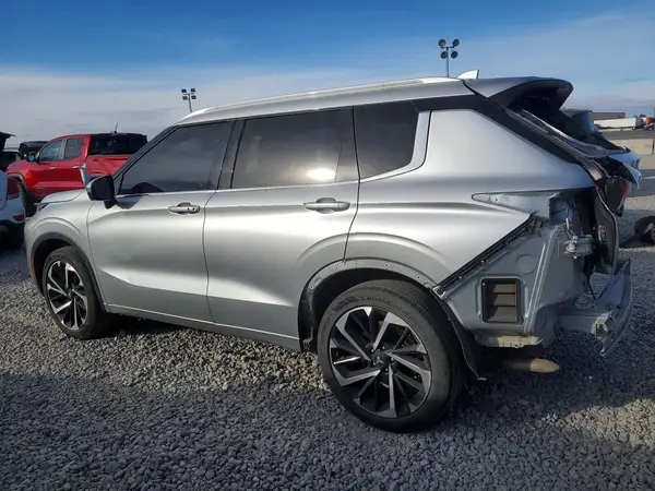 JA4J4VA80NZ009997 2022 MITSUBISHI OUTLANDER - Image 2