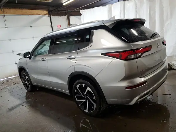 JA4J4VA80PZ017486 2023 MITSUBISHI OUTLANDER - Image 2
