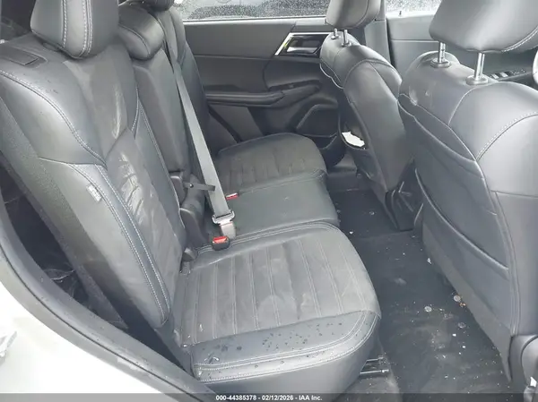JA4J4VA80RZ010606 2024 MITSUBISHI OUTLANDER - Image 8