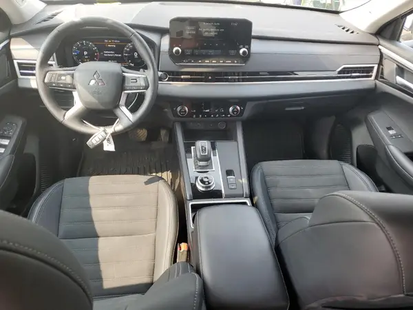 JA4J4VA80RZ024599 2024 MITSUBISHI OUTLANDER - Image 8