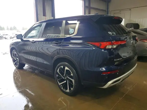 JA4J4VA80RZ027891 2024 MITSUBISHI OUTLANDER - Image 2