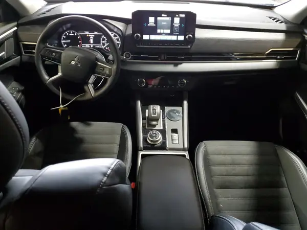 JA4J4VA80RZ054668 2024 MITSUBISHI OUTLANDER - Image 8