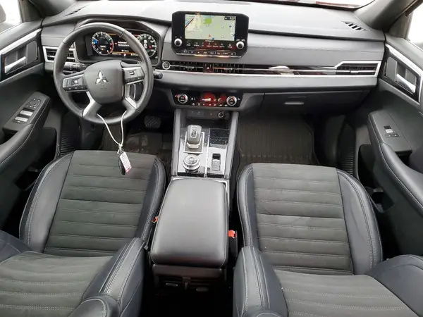 JA4J4VA80RZ057456 2024 MITSUBISHI OUTLANDER - Image 8