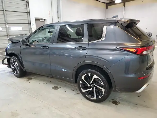 JA4J4VA80RZ067971 2024 MITSUBISHI OUTLANDER - Image 2