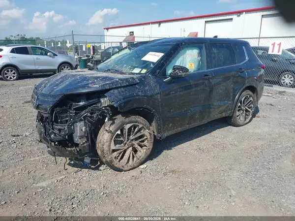JA4J4VA80RZ071471 2024 MITSUBISHI OUTLANDER - Image 2