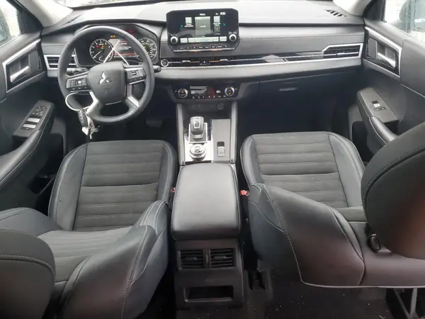 JA4J4VA81RZ032131 2024 MITSUBISHI OUTLANDER - Image 8