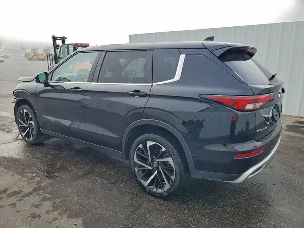JA4J4VA81RZ049320 2024 MITSUBISHI OUTLANDER - Image 2