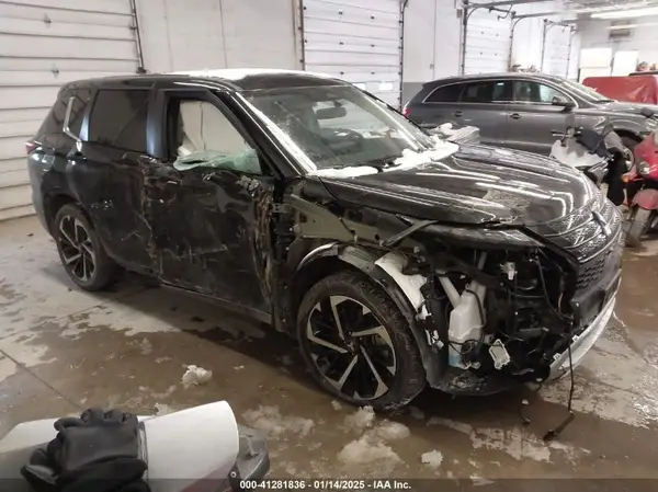 JA4J4VA81RZ058518 2024 MITSUBISHI OUTLANDER - Image 1
