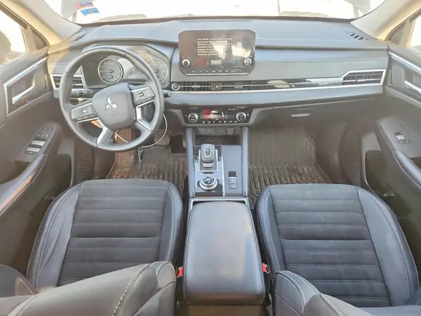 JA4J4VA81RZ060589 2024 MITSUBISHI OUTLANDER - Image 8