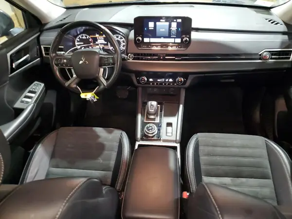 JA4J4VA81RZ081507 2024 MITSUBISHI OUTLANDER - Image 8